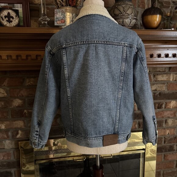 Lauren Ralph Lauren Petite Denim Faux Fur Lined Jacket Size PM One Bad Snap - Picture 3 of 10